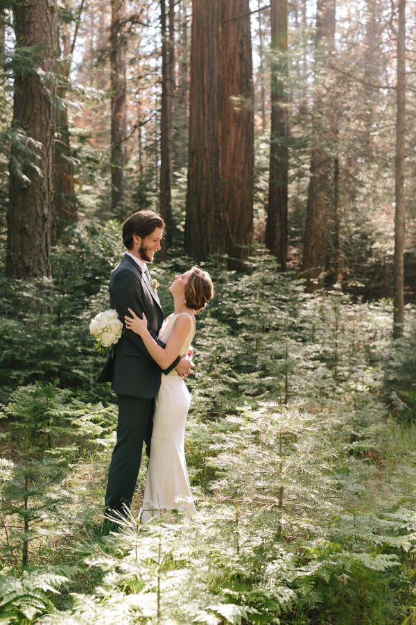 Simone-Anne-Lauren-Jamey-Yosemite-Evergreen-Lodge-Wedding-398