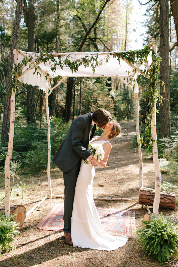 Simone-Anne-Lauren-Jamey-Yosemite-Evergreen-Lodge-Wedding-481